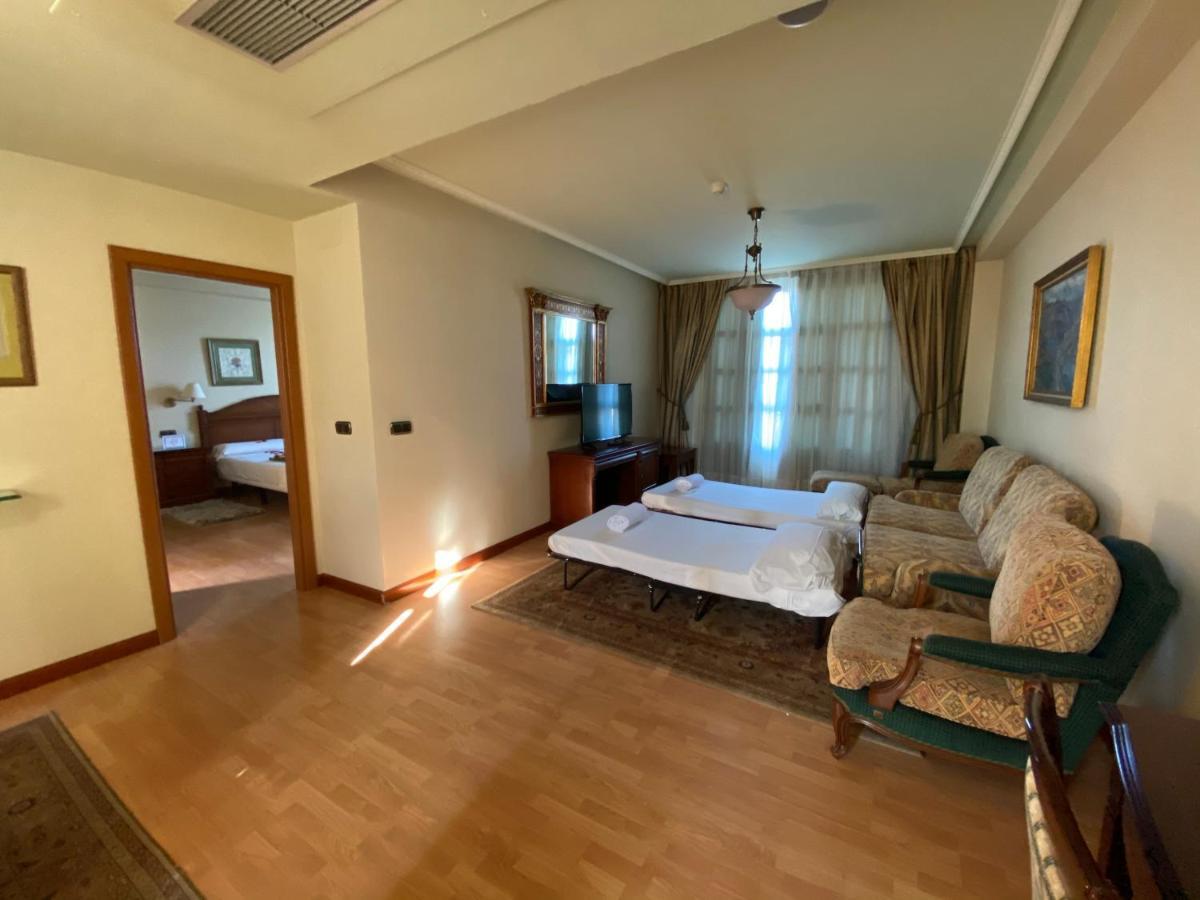 Hotel Lasa Sport 4*